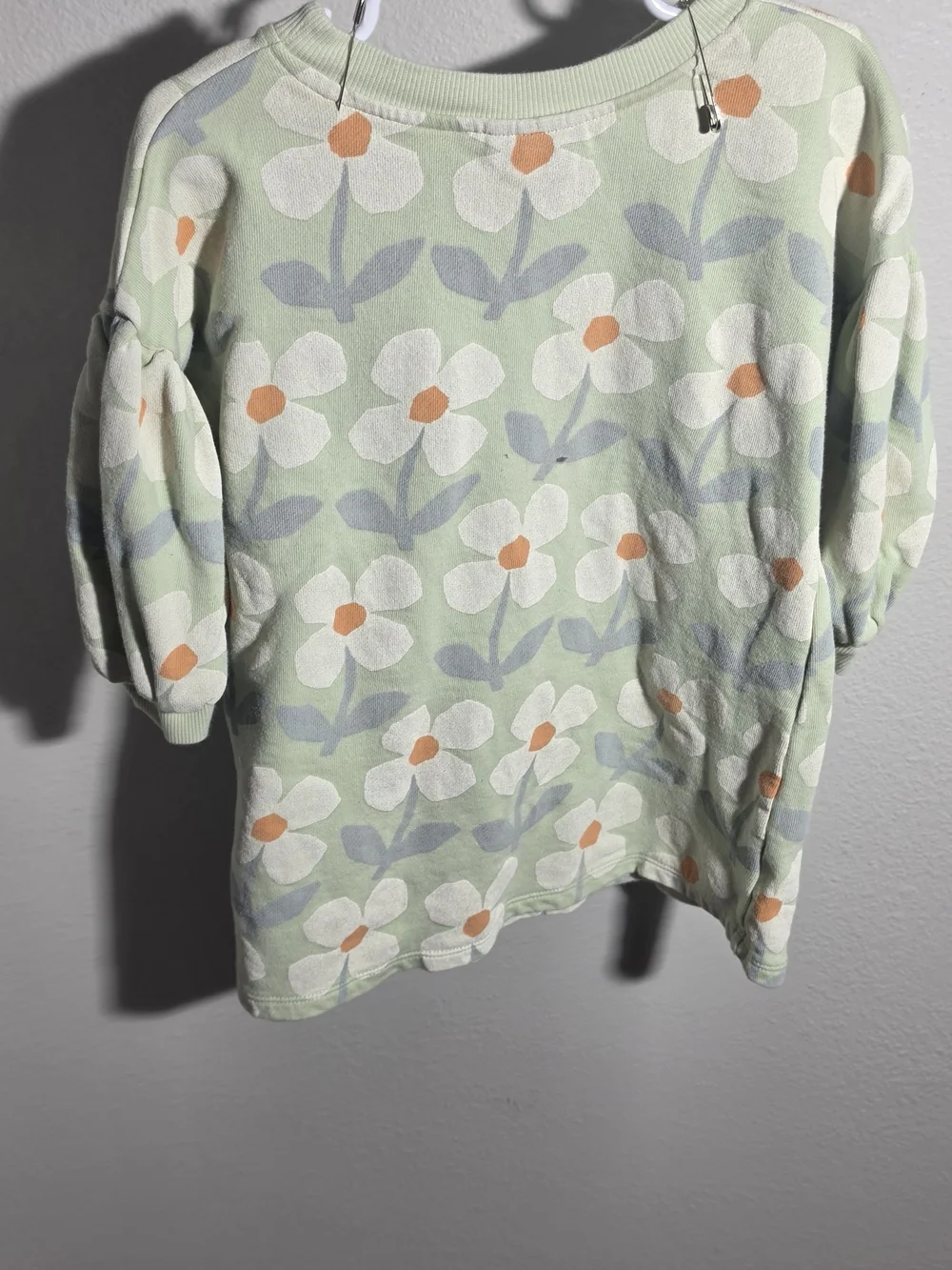 Cat & Jack Pastel Green Floral Puff-Sleeve Sweater